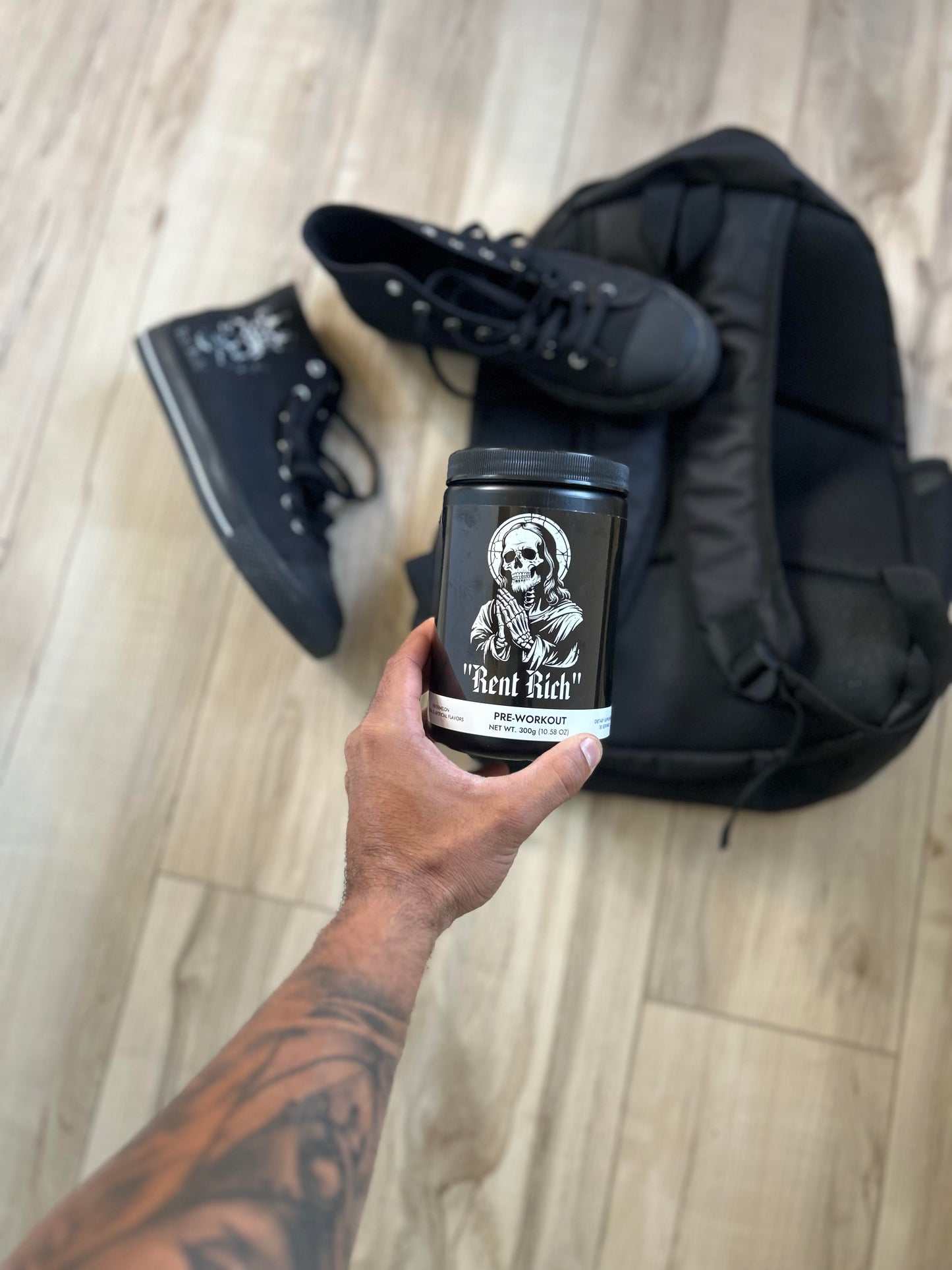 Saviour Pre-Workout Supplement, Watermelon (300g, 10.58oz) - Rent Rich